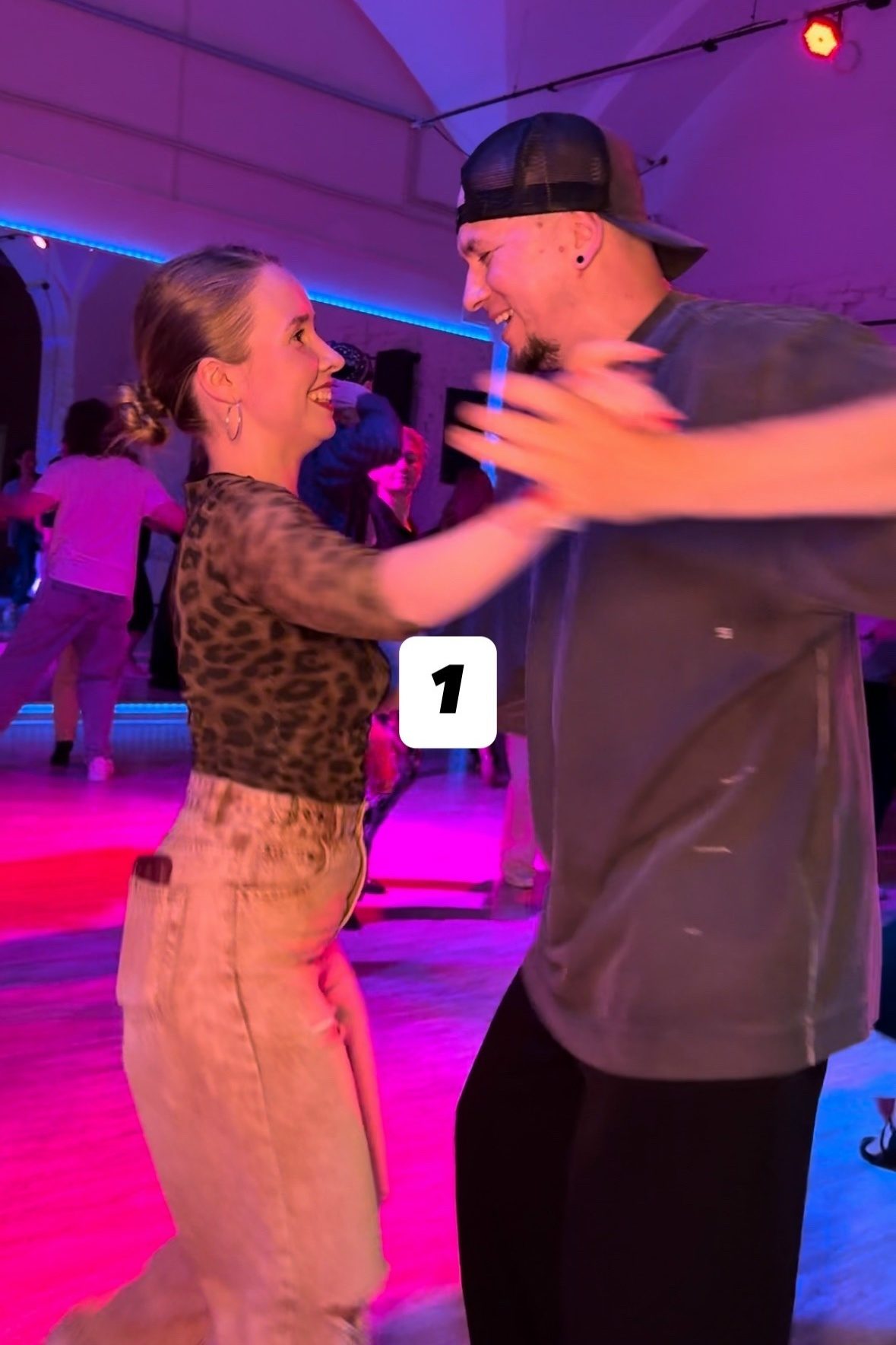 Вечеринка 19.06 RED💃🏼🔥💫 Полное видео, от 2 мин - 450р Цена 450р до воскре… — кадр 1 из 3, видеограф Ариана Юровская, Санкт-Петербург